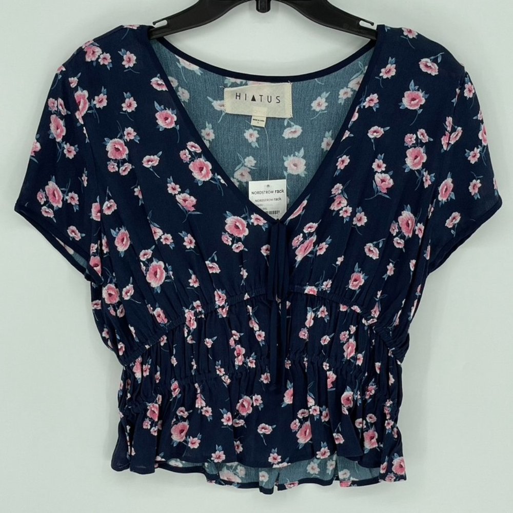 Hiatus Women's Navy Floral Top